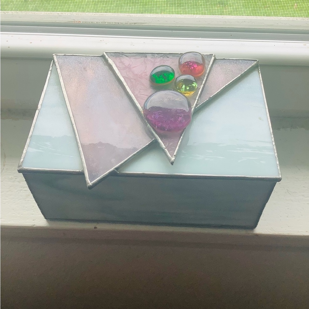 AQUA GREEN/ PURPLE STAINED GLASS TRINKET Jewelry box